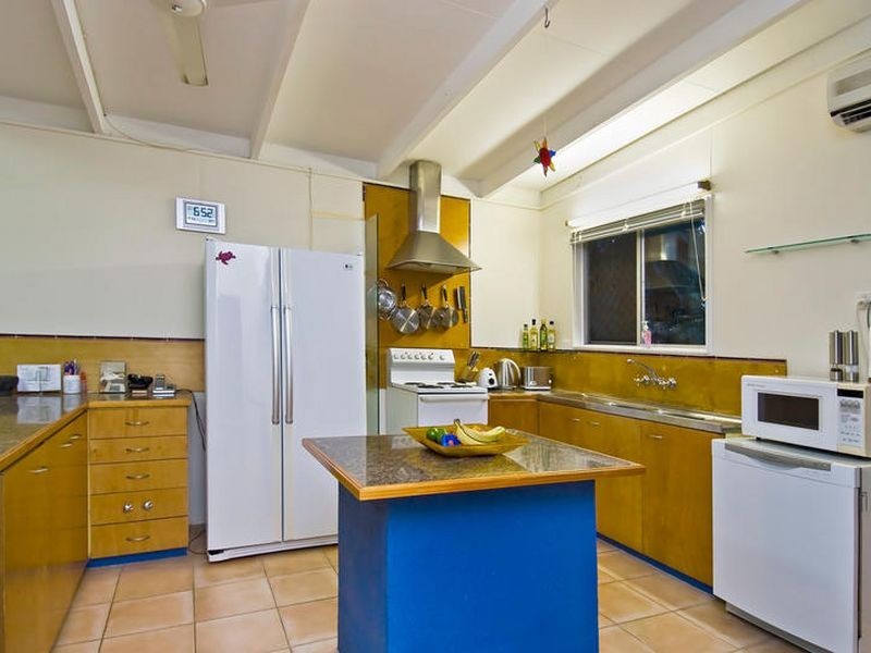 65 Cunningham Street, Yorkeys Knob QLD 4878