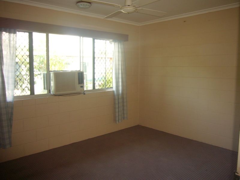 7(1) Golf Street, Yorkeys Knob QLD 4878