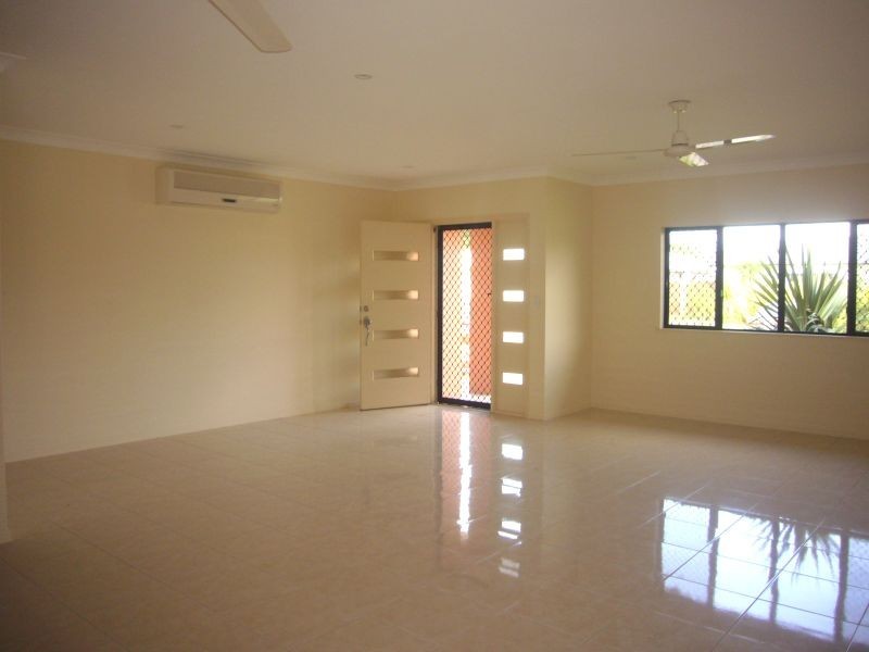 12 Norfolk Close, Holloways Beach QLD 4878