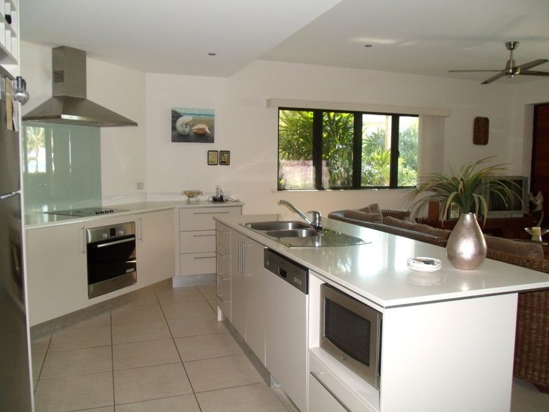 7/31 Sims Esplanade PEPONI, Yorkeys Knob QLD 4878