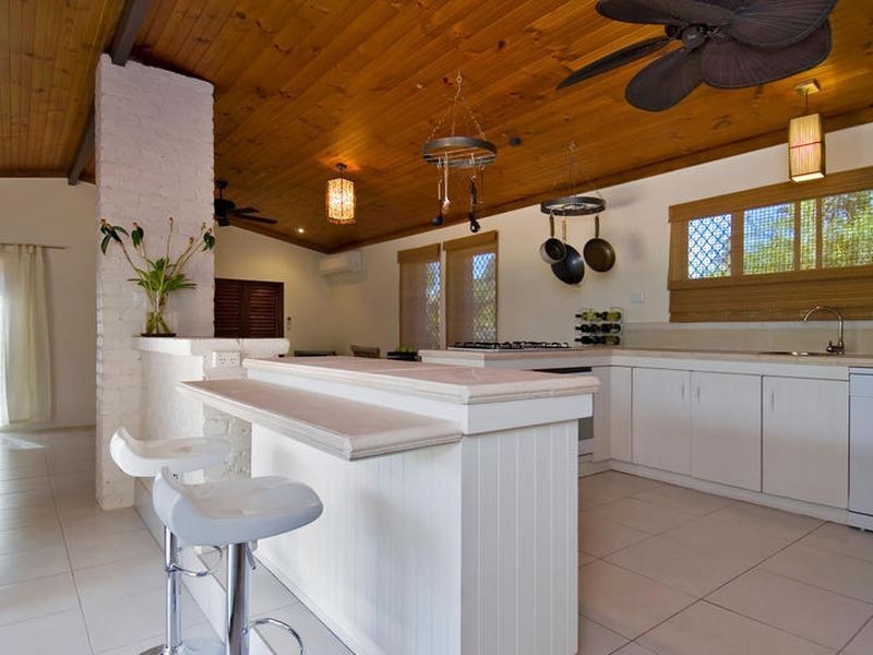 3 Roslyn Close, Yorkeys Knob QLD 4878