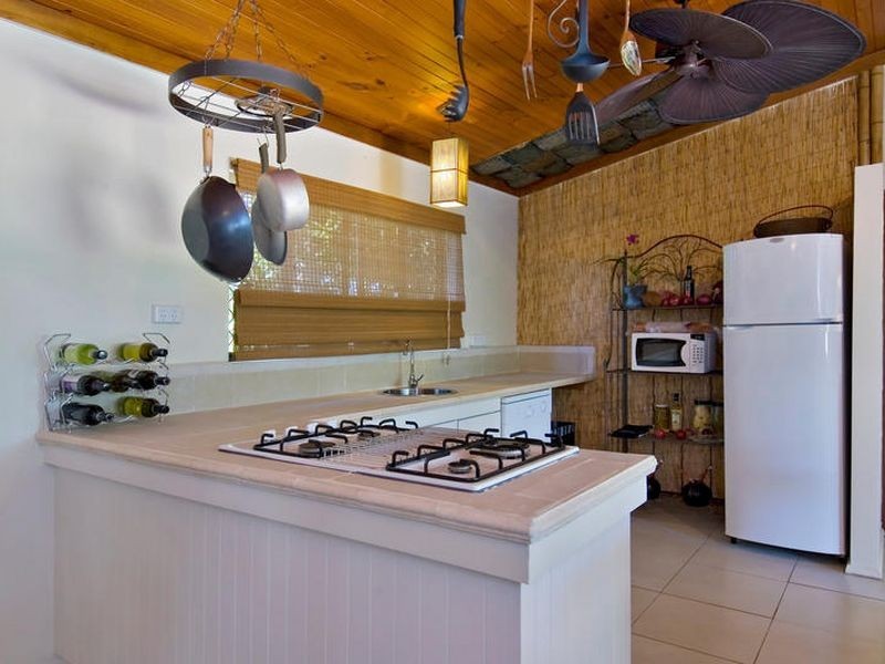 3 Roslyn Close, Yorkeys Knob QLD 4878