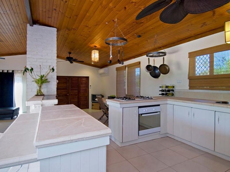 3 Roslyn Close, Yorkeys Knob QLD 4878