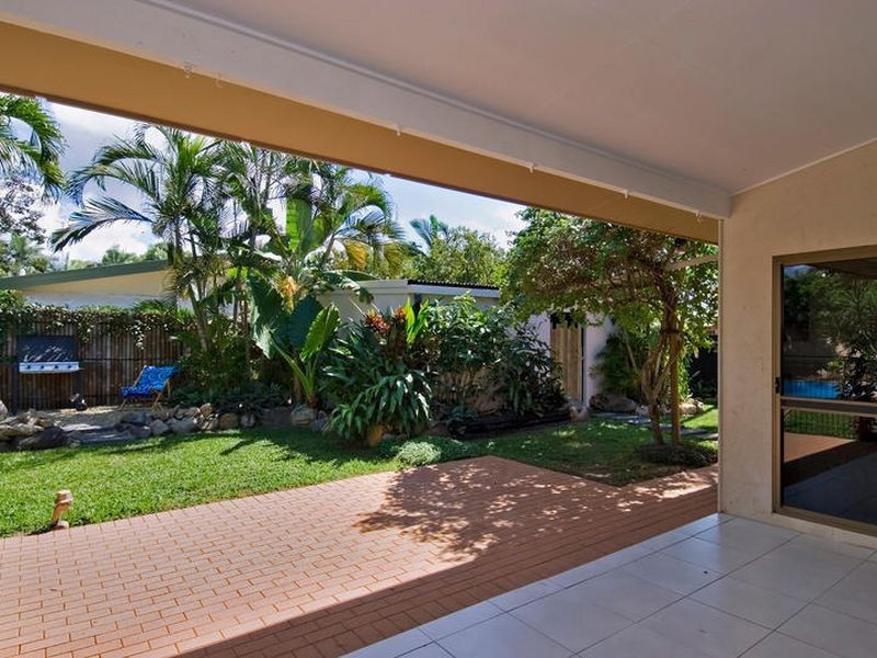 3 Roslyn Close, Yorkeys Knob QLD 4878