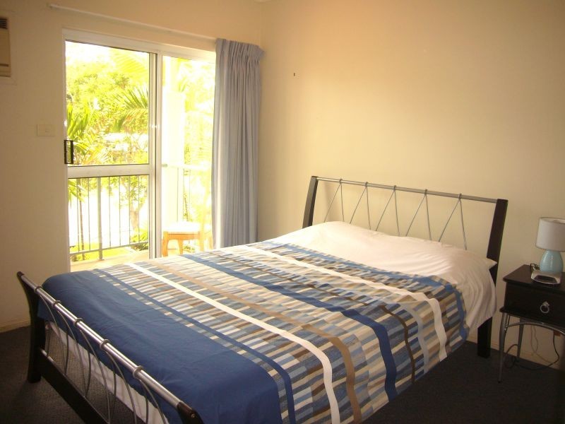 1/13 Rutherford Street, Yorkeys Knob QLD 4878