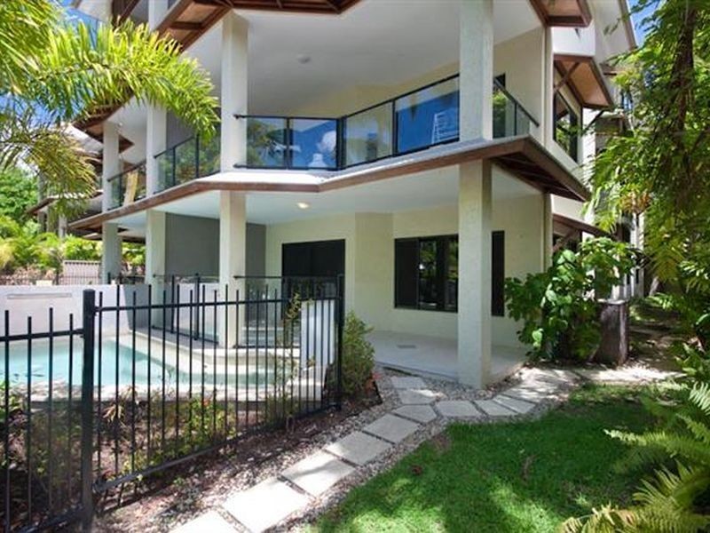 2/11 Rutherford Street THE BEACHSID, Yorkeys Knob QLD 4878