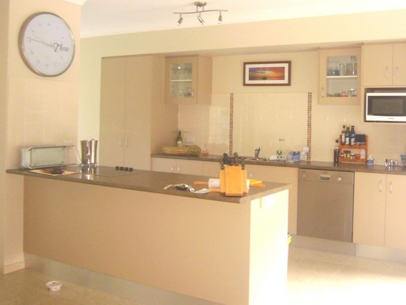 18 Petrie Close, Kewarra Beach QLD 4879