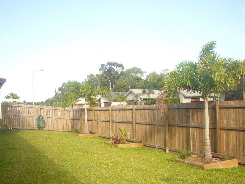 18 Petrie Close, Kewarra Beach QLD 4879