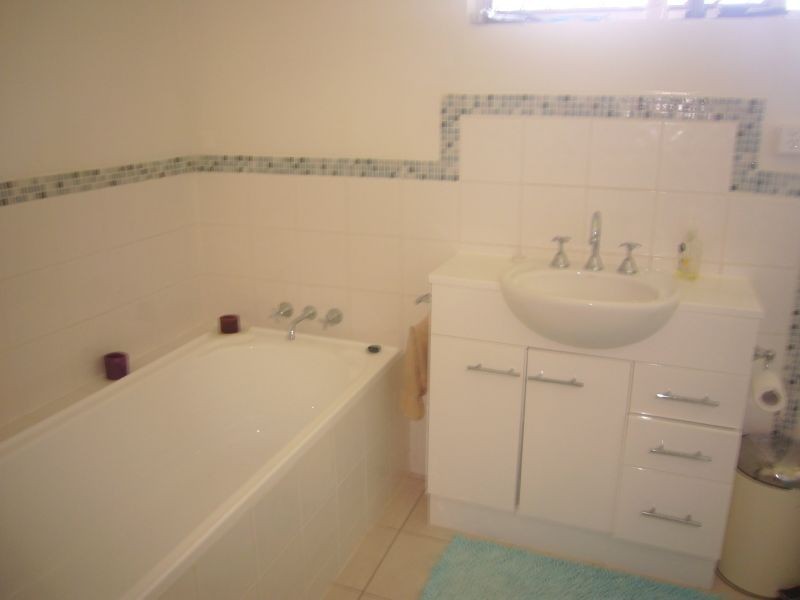 9 Mahogany Street, Holloways Beach QLD 4878