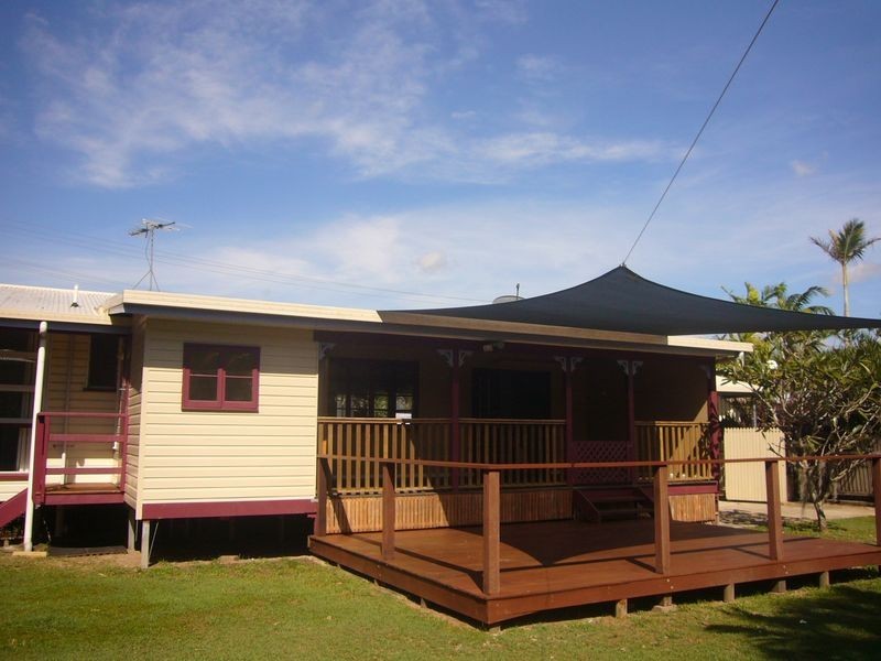 Yorkeys Knob QLD 4878