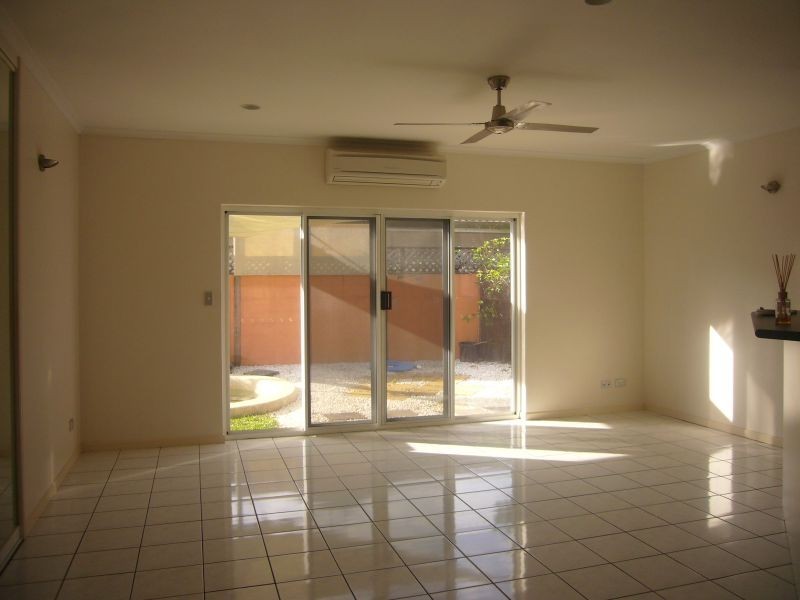 8B Albion Street, Yorkeys Knob QLD 4878