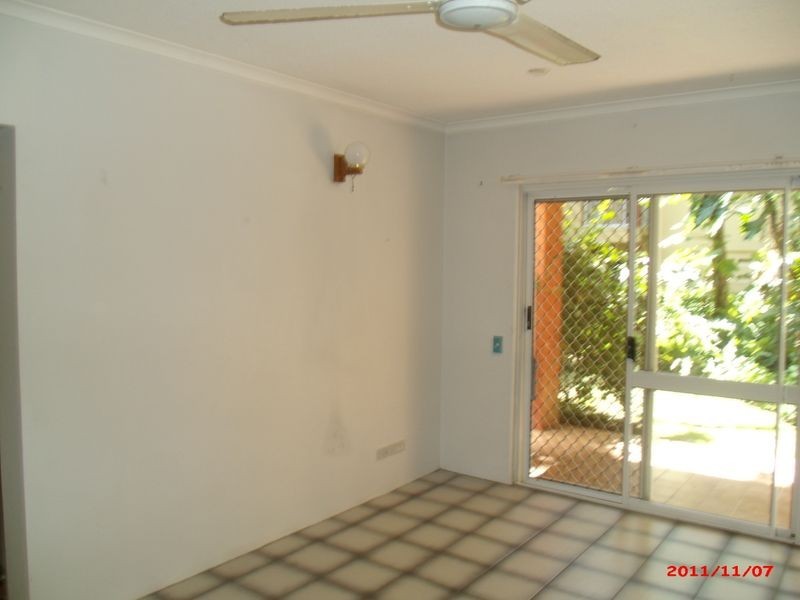 8/1 Ray Street, Yorkeys Knob QLD 4878