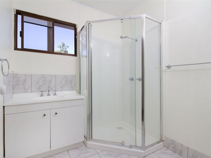 7 Fairway Street, Yorkeys Knob QLD 4878