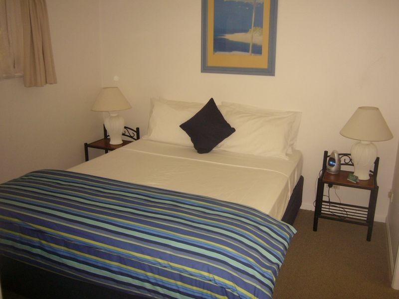 2/61 Sims Esplanade, Yorkeys Knob QLD 4878