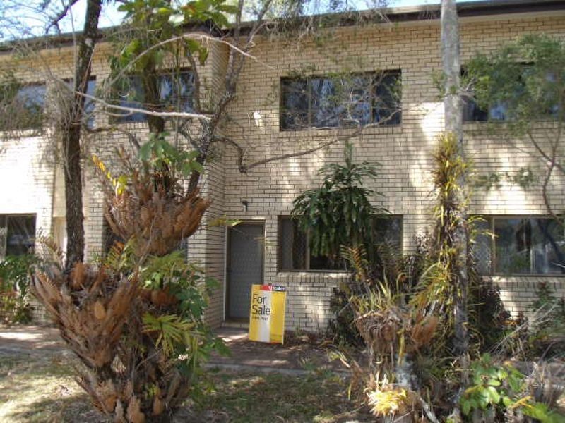 2/21-31 Poinciana Street, Holloways Beach QLD 4878