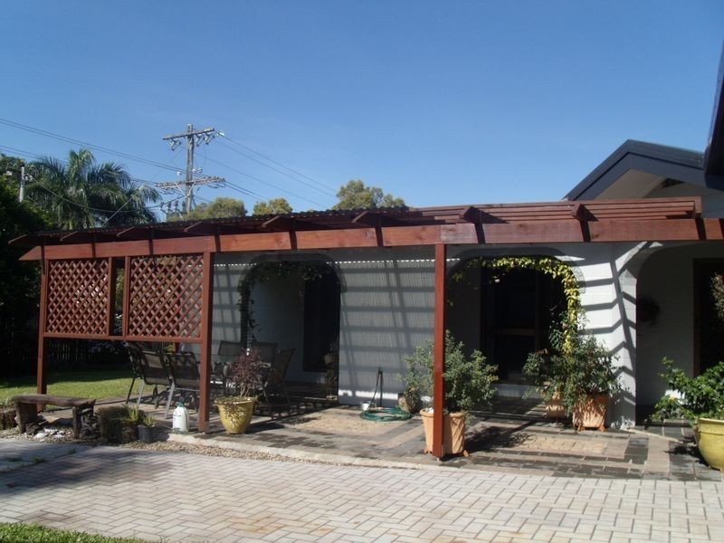 12 Magnolia Street, Holloways Beach QLD 4878