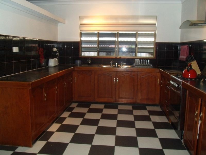 12 Magnolia Street, Holloways Beach QLD 4878