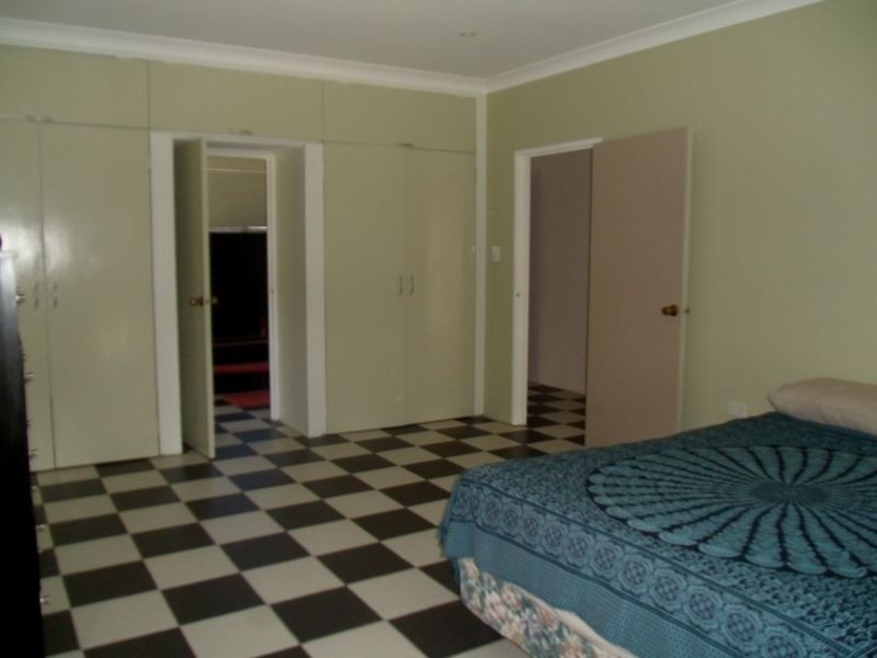 12 Magnolia Street, Holloways Beach QLD 4878