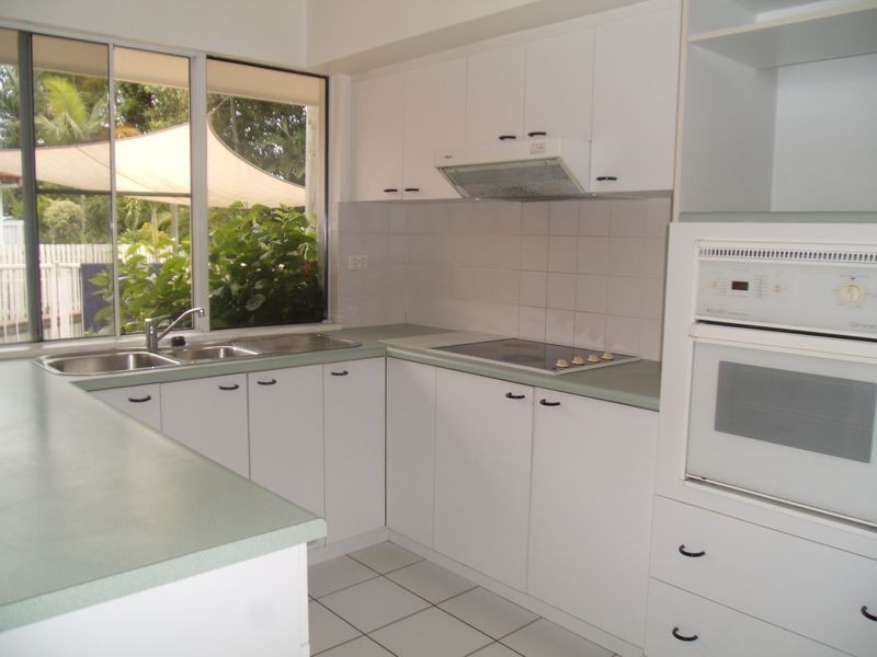 40 Stream Avenue, Kewarra Beach QLD 4879