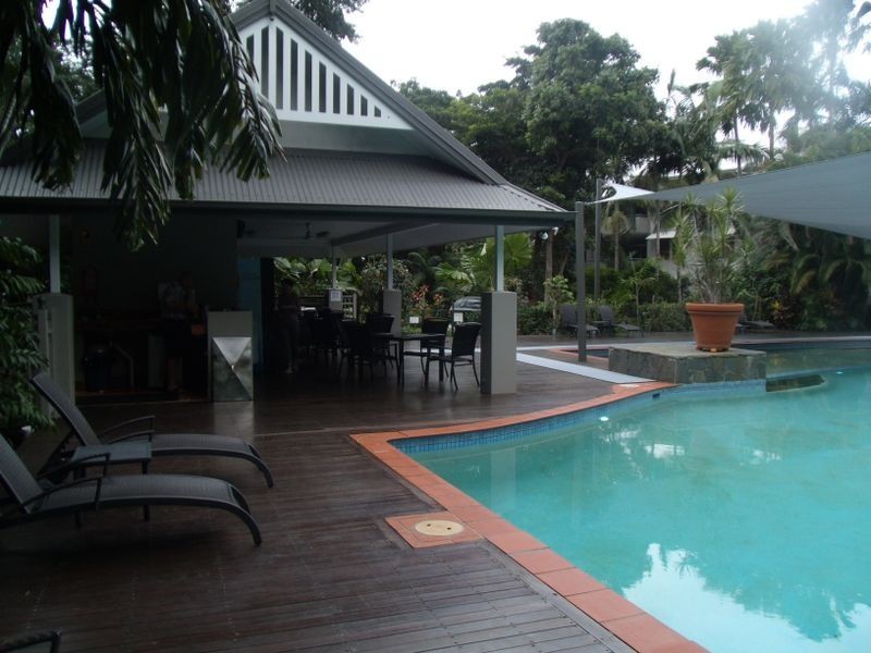 7/23 Veivers Road OASIS RESORT, Palm Cove QLD 4879