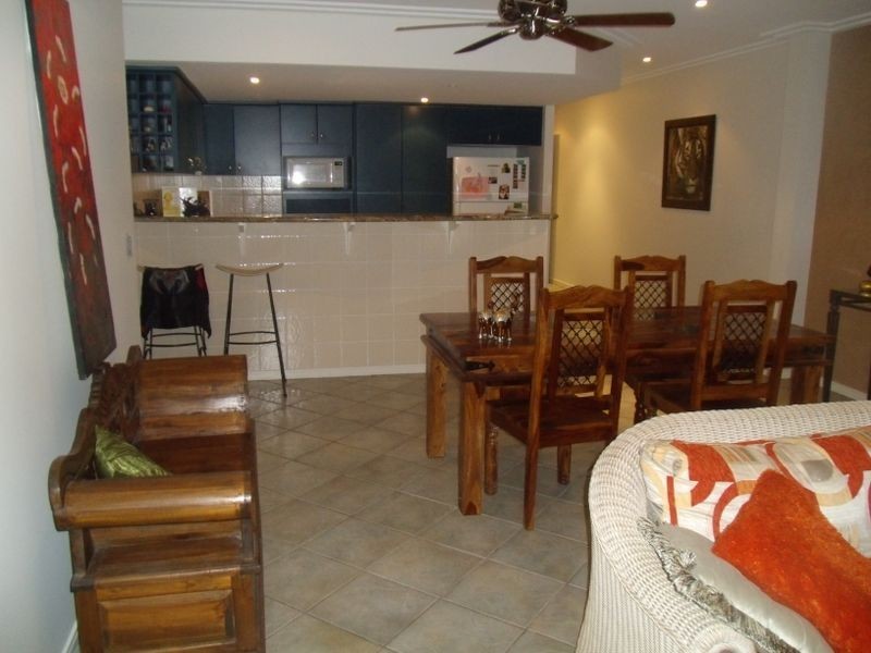 7/23 Veivers Road OASIS RESORT, Palm Cove QLD 4879