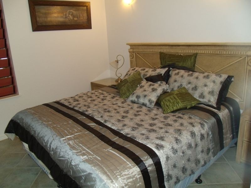 7/23 Veivers Road OASIS RESORT, Palm Cove QLD 4879