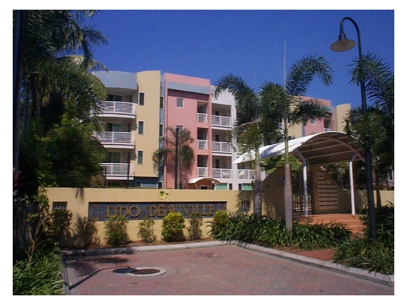 18/2 Deauville Close, Yorkeys Knob QLD 4878