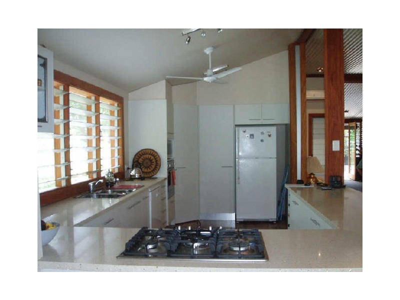 12 Poinsettia Street, Holloways Beach QLD 4878