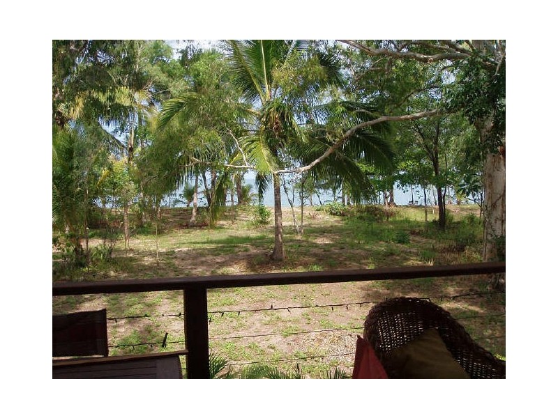 12 Poinsettia Street, Holloways Beach QLD 4878