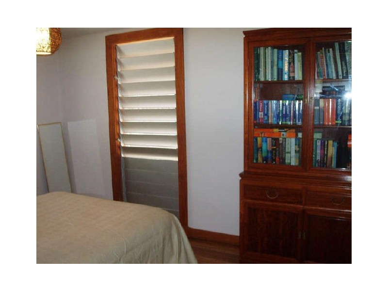 12 Poinsettia Street, Holloways Beach QLD 4878