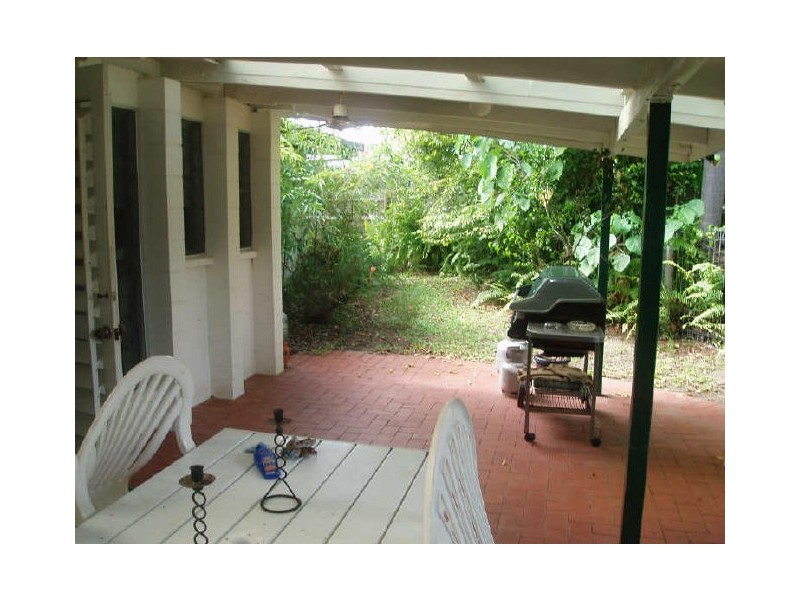 11 Carolyn Close, Yorkeys Knob QLD 4878