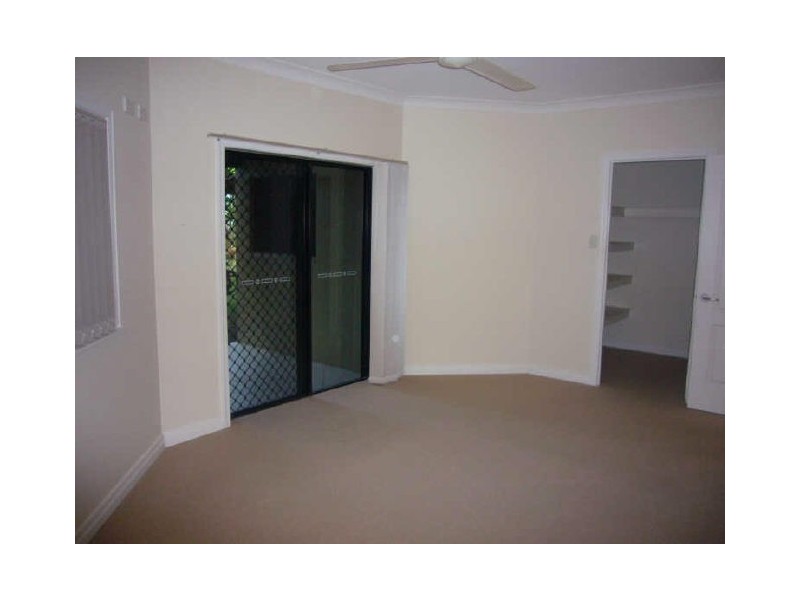 1/73 Sims Esplanade, Yorkeys Knob QLD 4878
