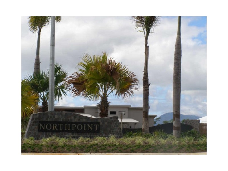 16 Hockey Avenue, Smithfield QLD 4878