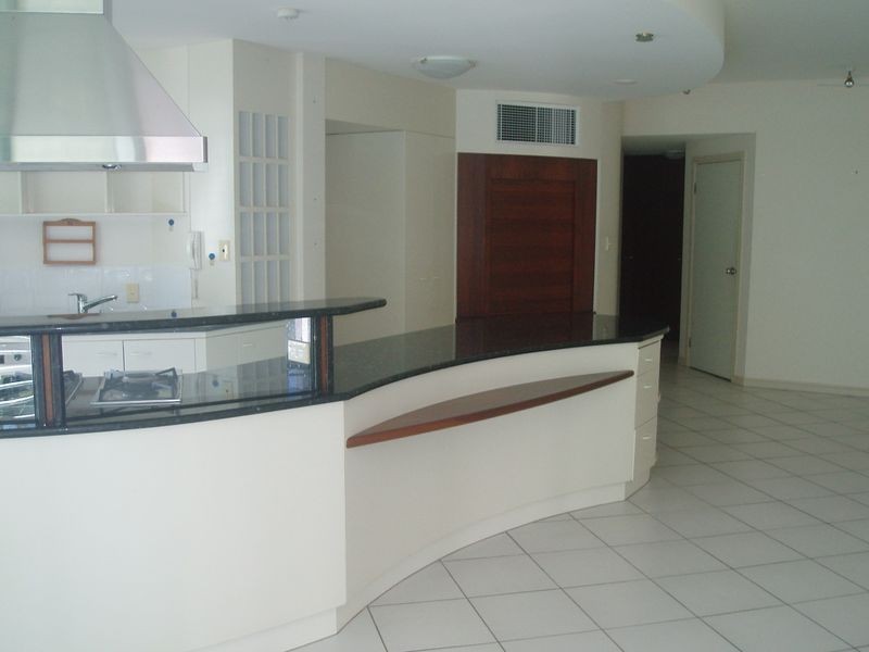 16/2 Deauville Close, Yorkeys Knob QLD 4878