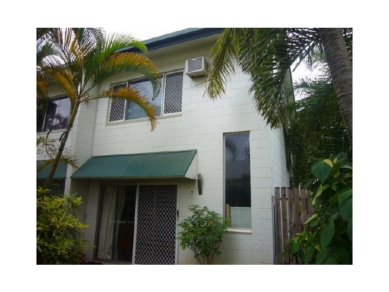 7/47 Short Street, Redlynch QLD 4870