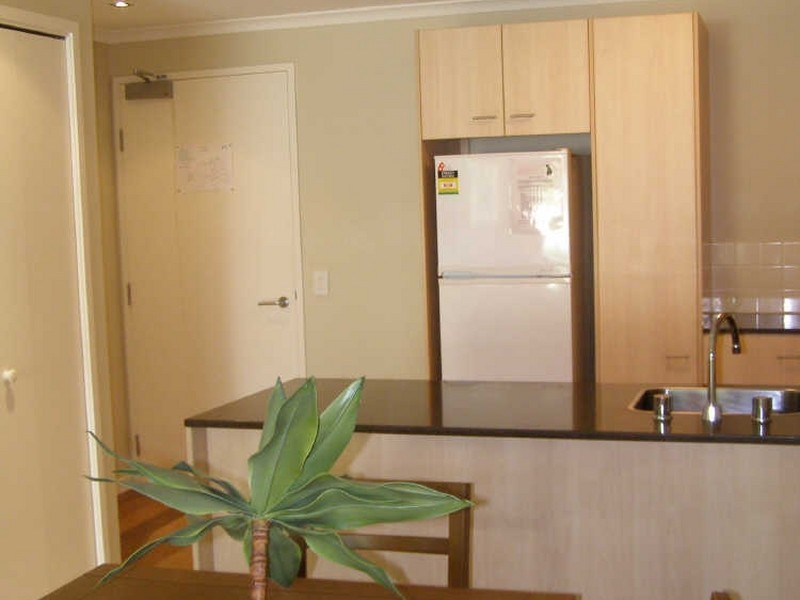 212/49 Williams Esplanade, Palm Cove QLD 4879