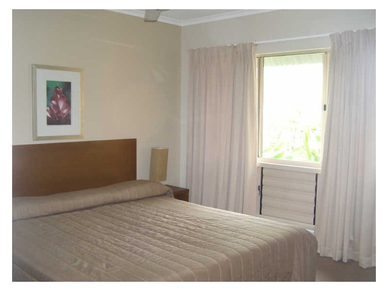 212/49 Williams Esplanade, Palm Cove QLD 4879