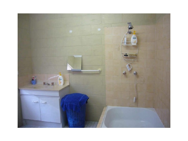 4/527 Varley Street, Yorkeys Knob QLD 4878