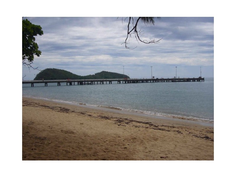 1 Retreat Close, Palm Cove QLD 4879