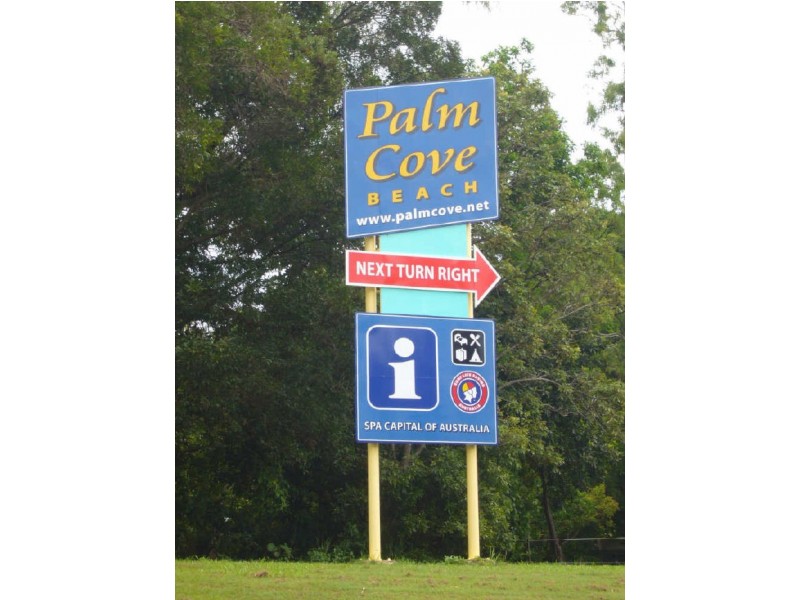 1 Retreat Close, Palm Cove QLD 4879