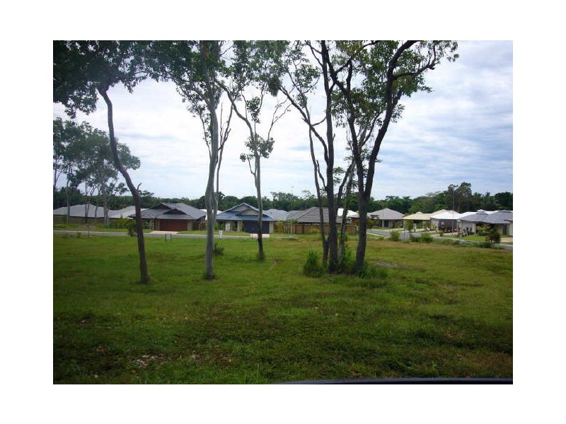 1 Retreat Close, Palm Cove QLD 4879