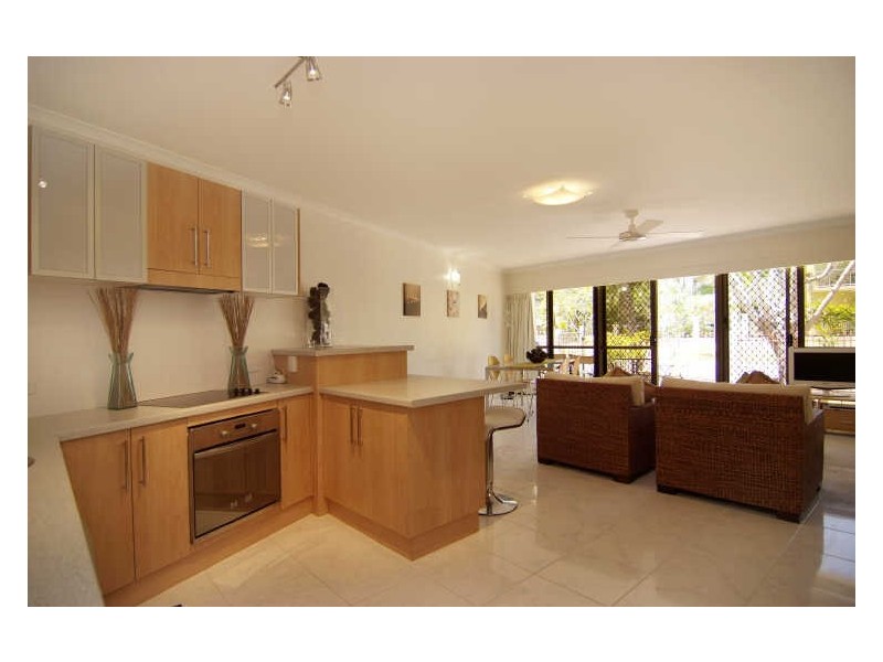 1/35 Sims Esplanade, Yorkeys Knob QLD 4878