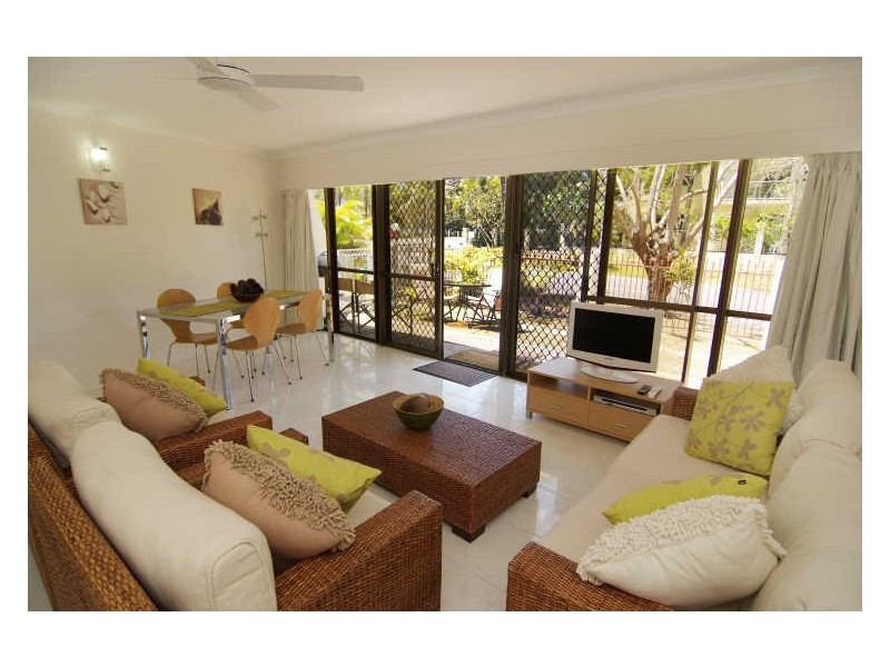 1/35 Sims Esplanade, Yorkeys Knob QLD 4878