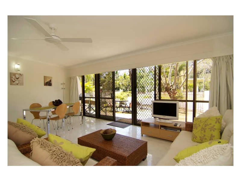 1/35 Sims Esplanade, Yorkeys Knob QLD 4878