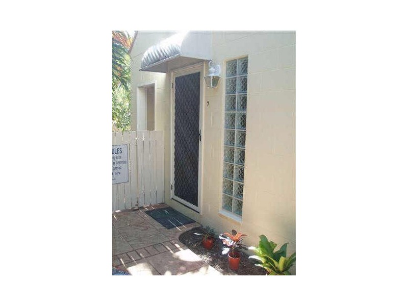 7/35-37 Rutherford Street, Yorkeys Knob QLD 4878
