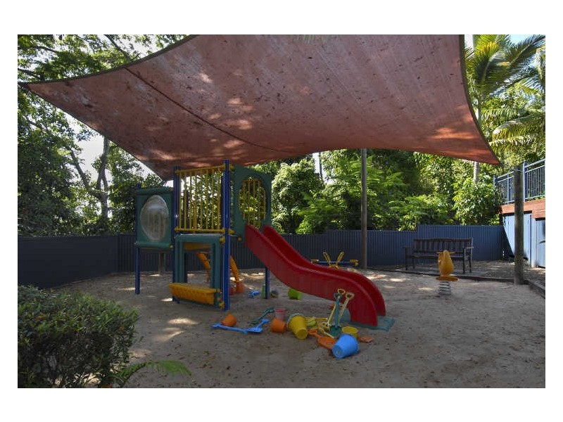 23/25 Veivers Road, Palm Cove QLD 4879