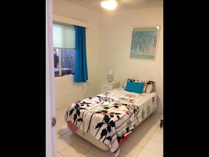 2/499 VARLEY  STREET, Yorkeys Knob QLD 4878