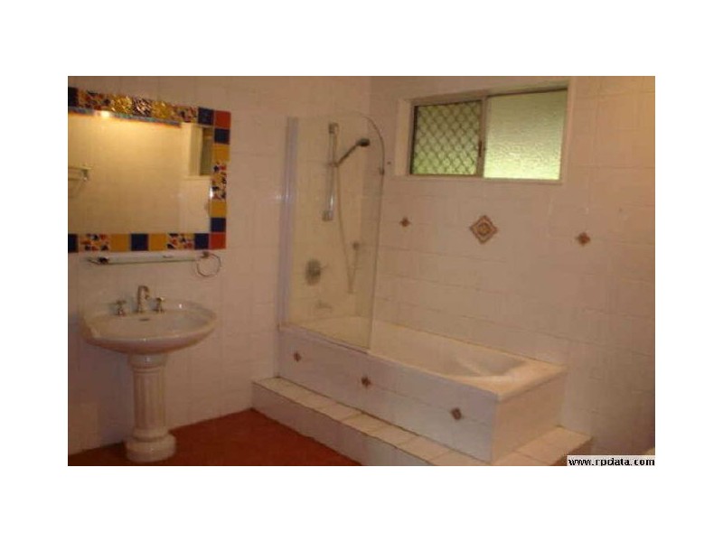 47 Toogood Road, Woree QLD 4868