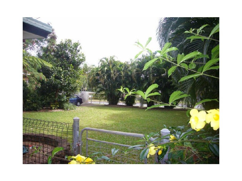 47 Toogood Road, Woree QLD 4868