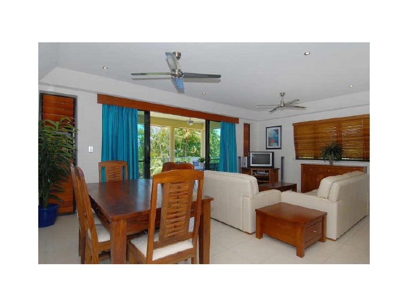 12/31 Sims Esplanade, Yorkeys Knob QLD 4878